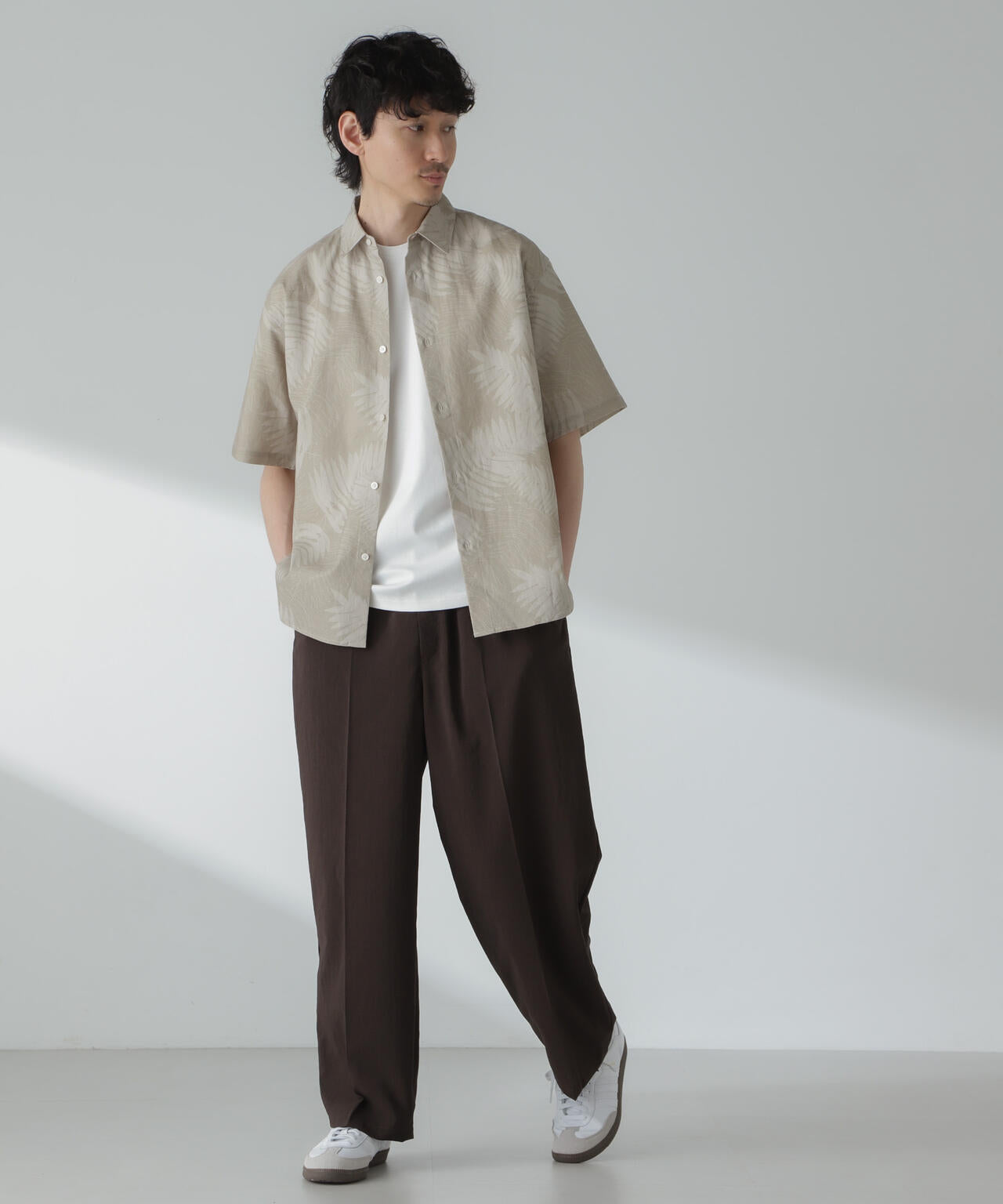 「大人のワイドパンツ」ハイツイストワイドスラックス