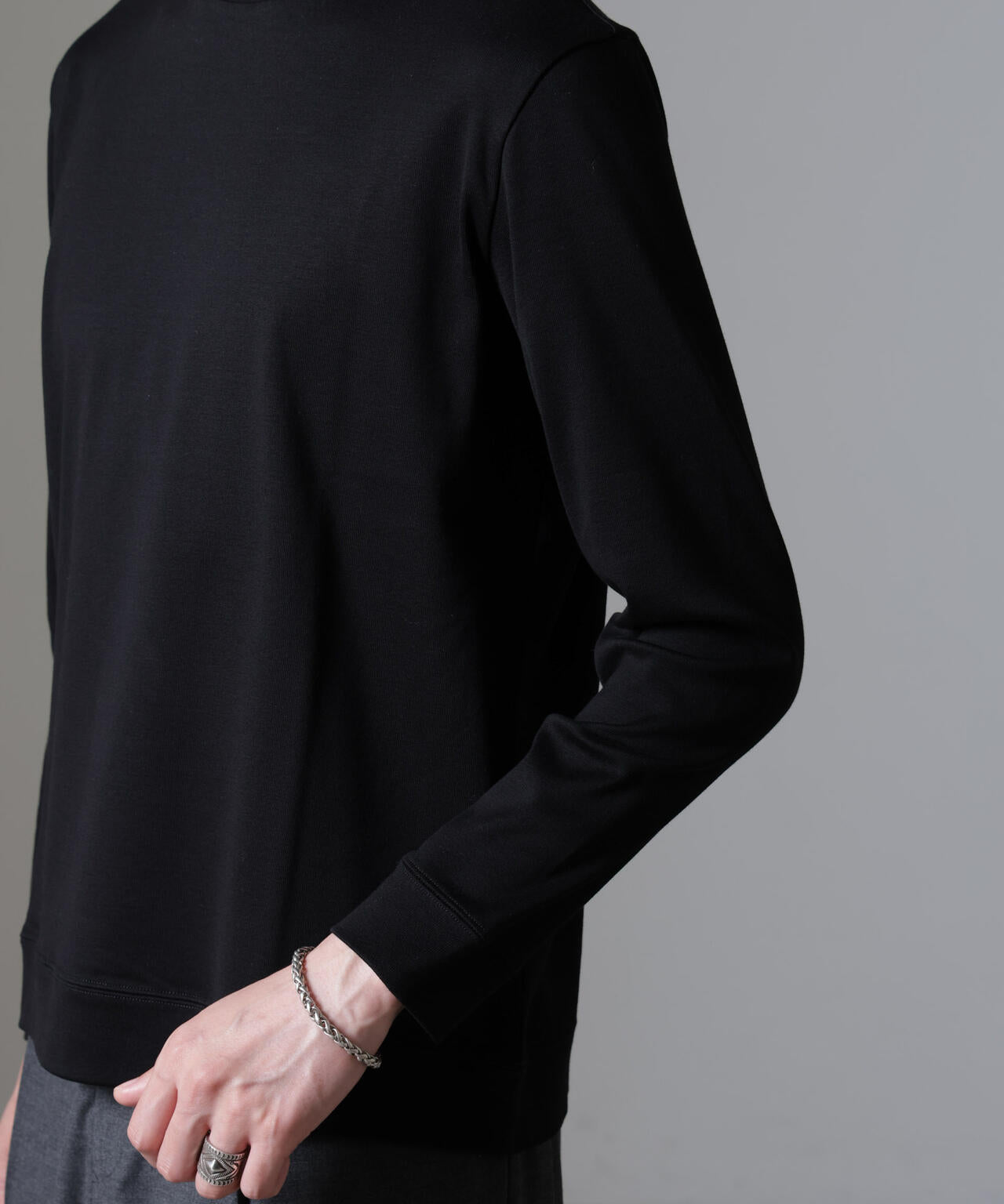 ｢FORMAL JERSEY｣モックネックカットソー長袖