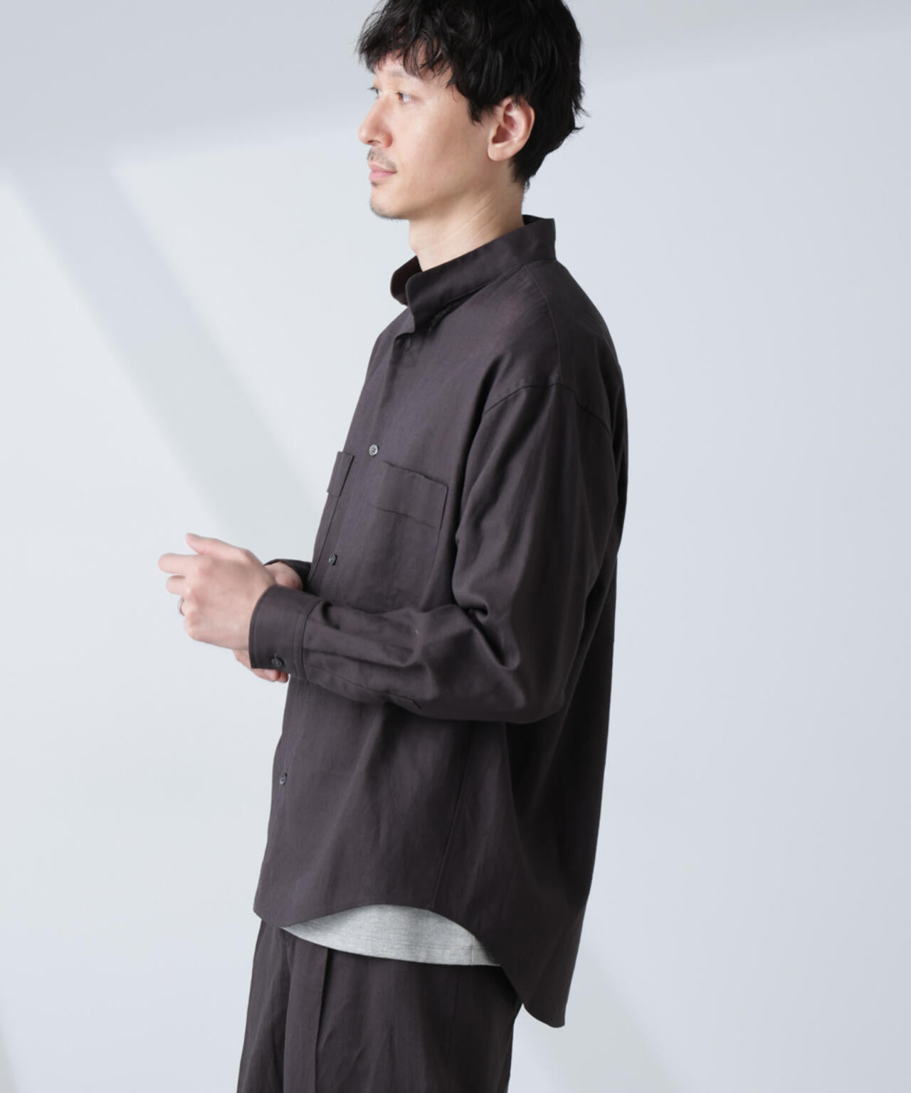 「BELGIUM LINEN FABRICS」リネンコットンスタンドカラーシャツ