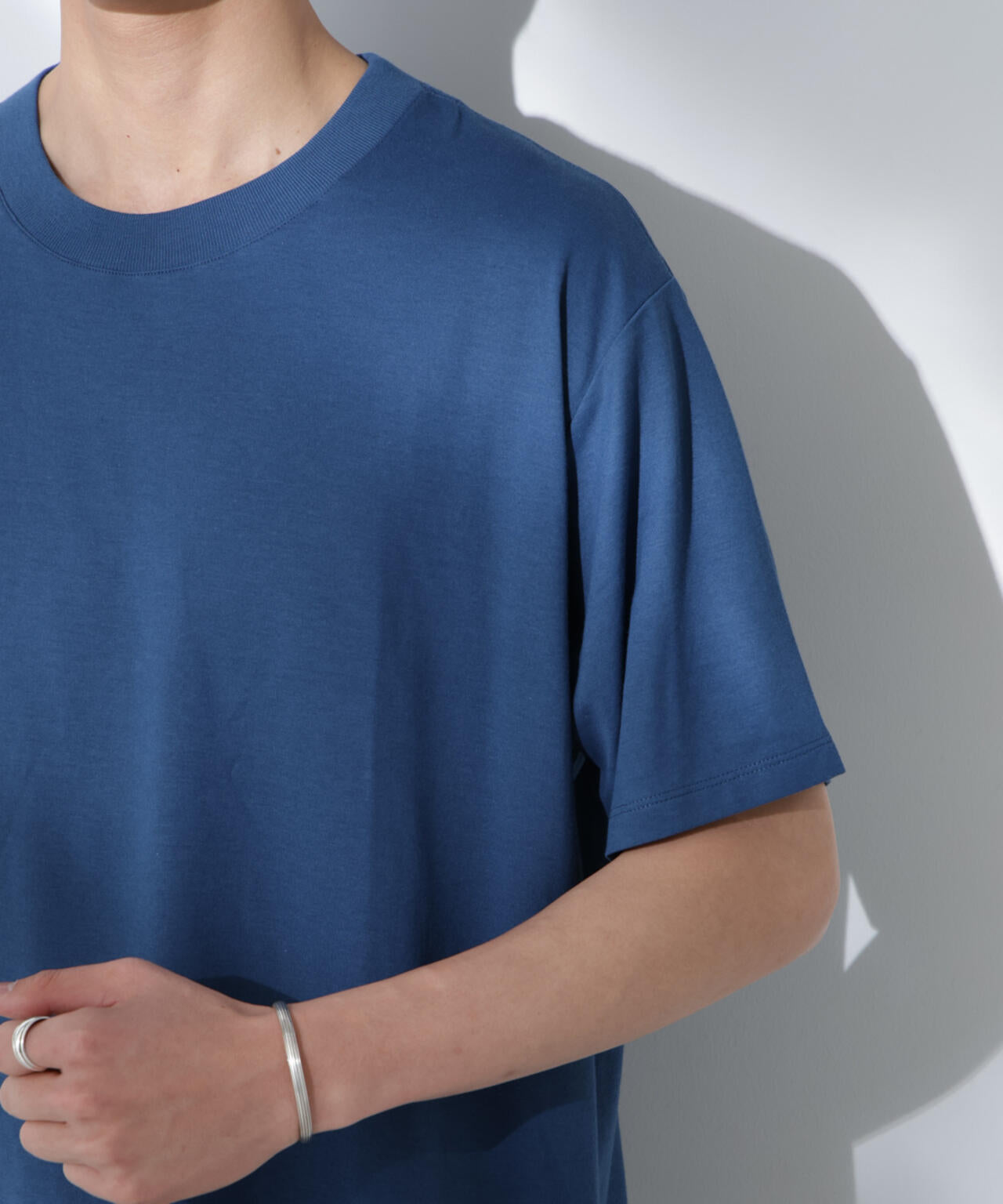 Anti Soaked(R)汗染み防止 De Light ミドルシルエットTシャツ