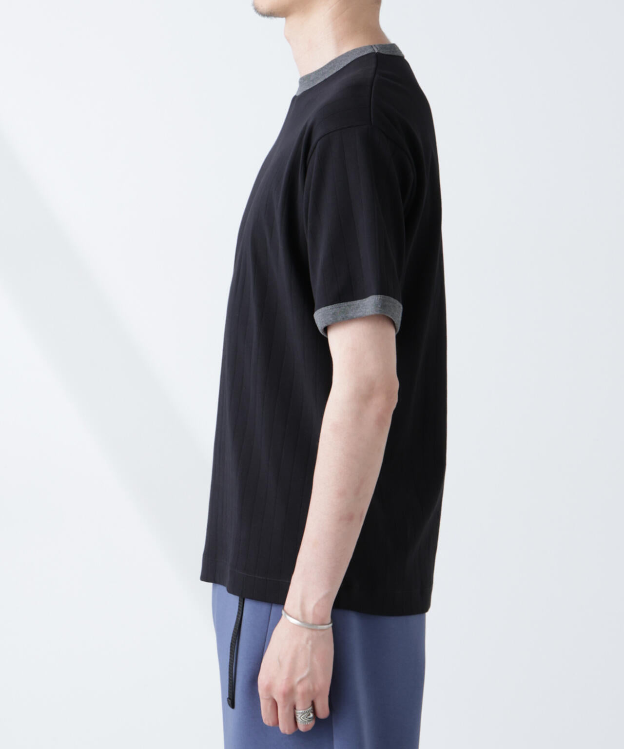 「NJ/CLUB」 針抜きリンガーTシャツ