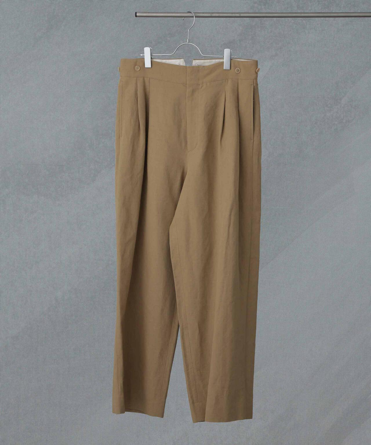 「ASSEMBLANC」コットンヘンプ2タックバギーパンツ