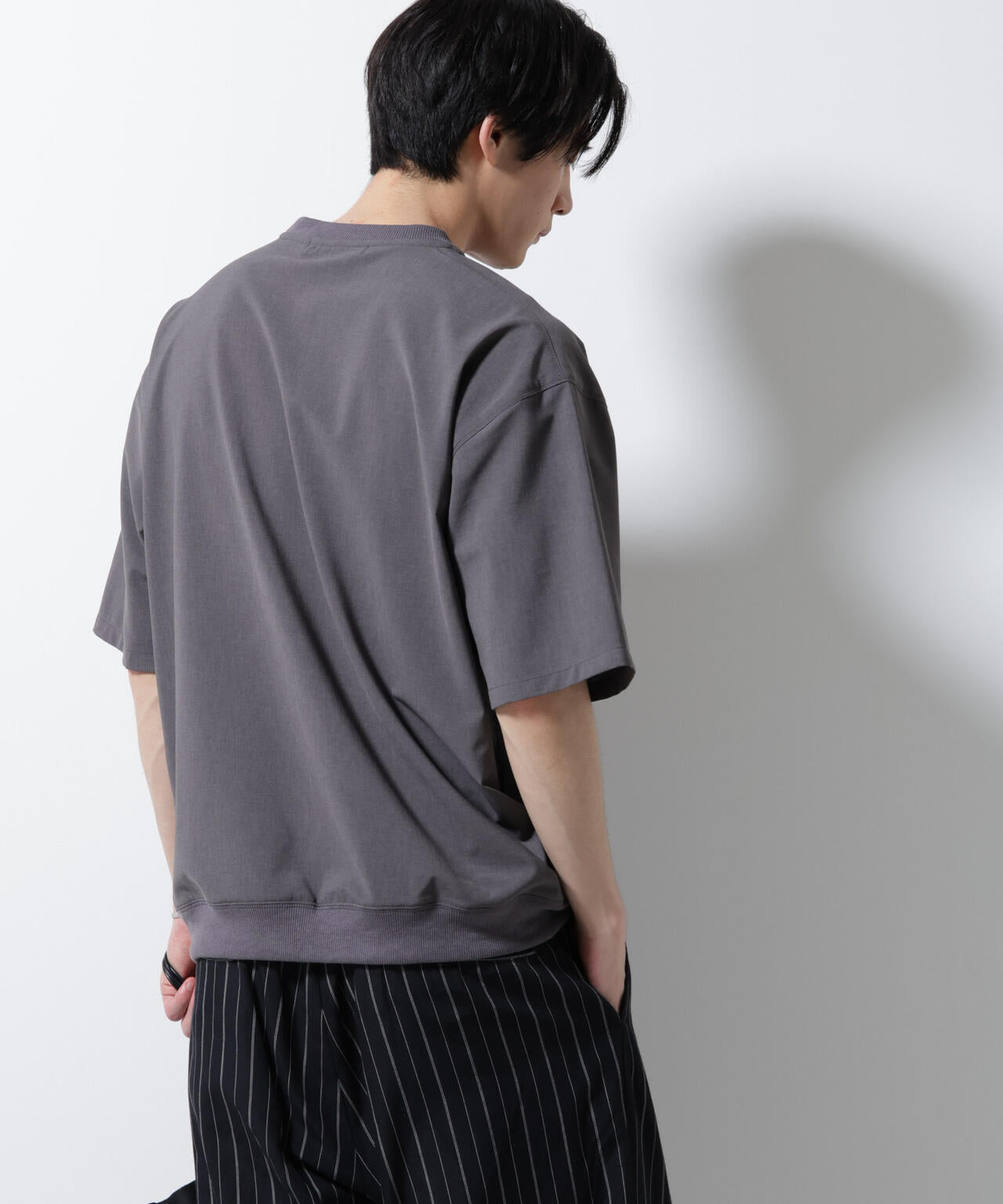 エアリーストレッチ布帛Tシャツ