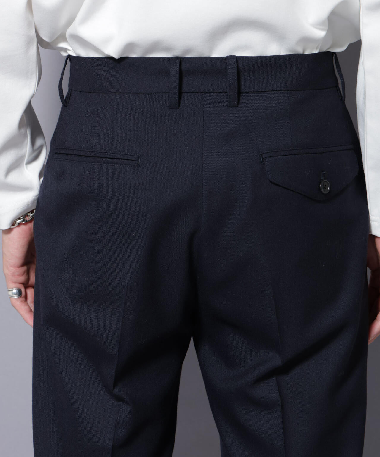 「N TROUSERS PREMIUM」RENU(R)洗えるサキソニーストレートパンツ