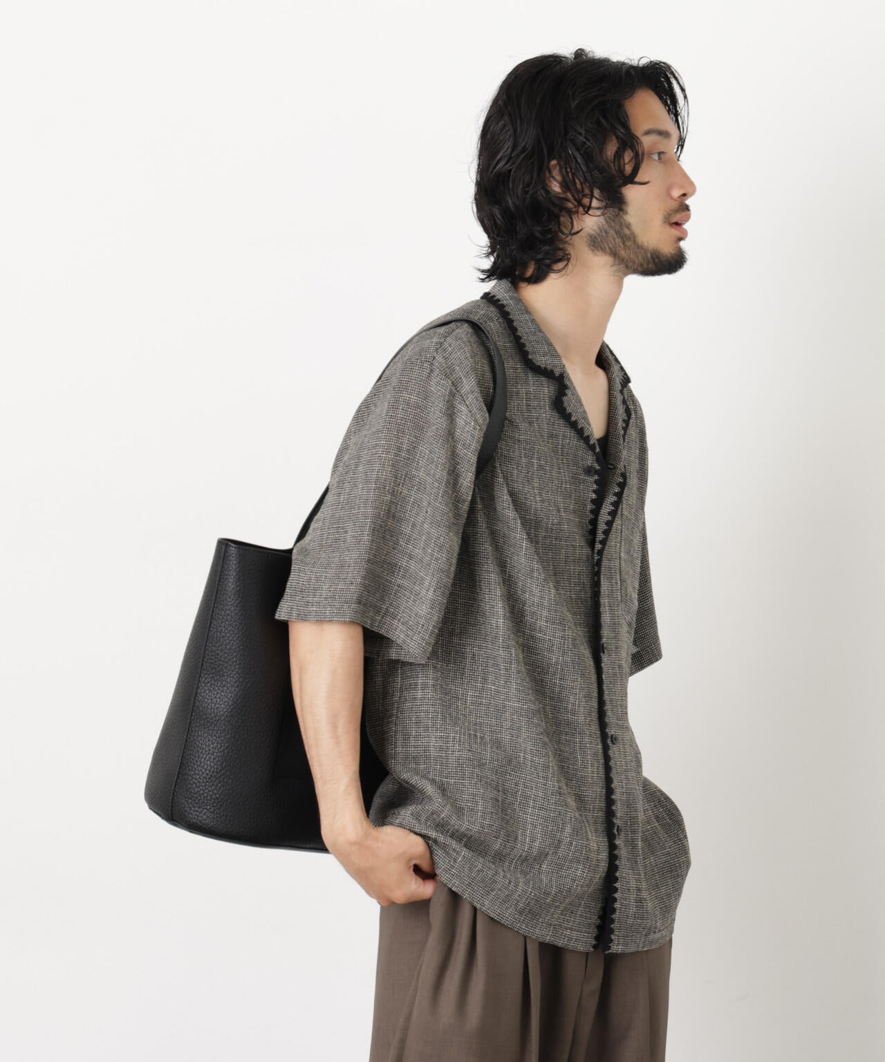 181cm　B:75 W:73 H:90 着用サイズ：L