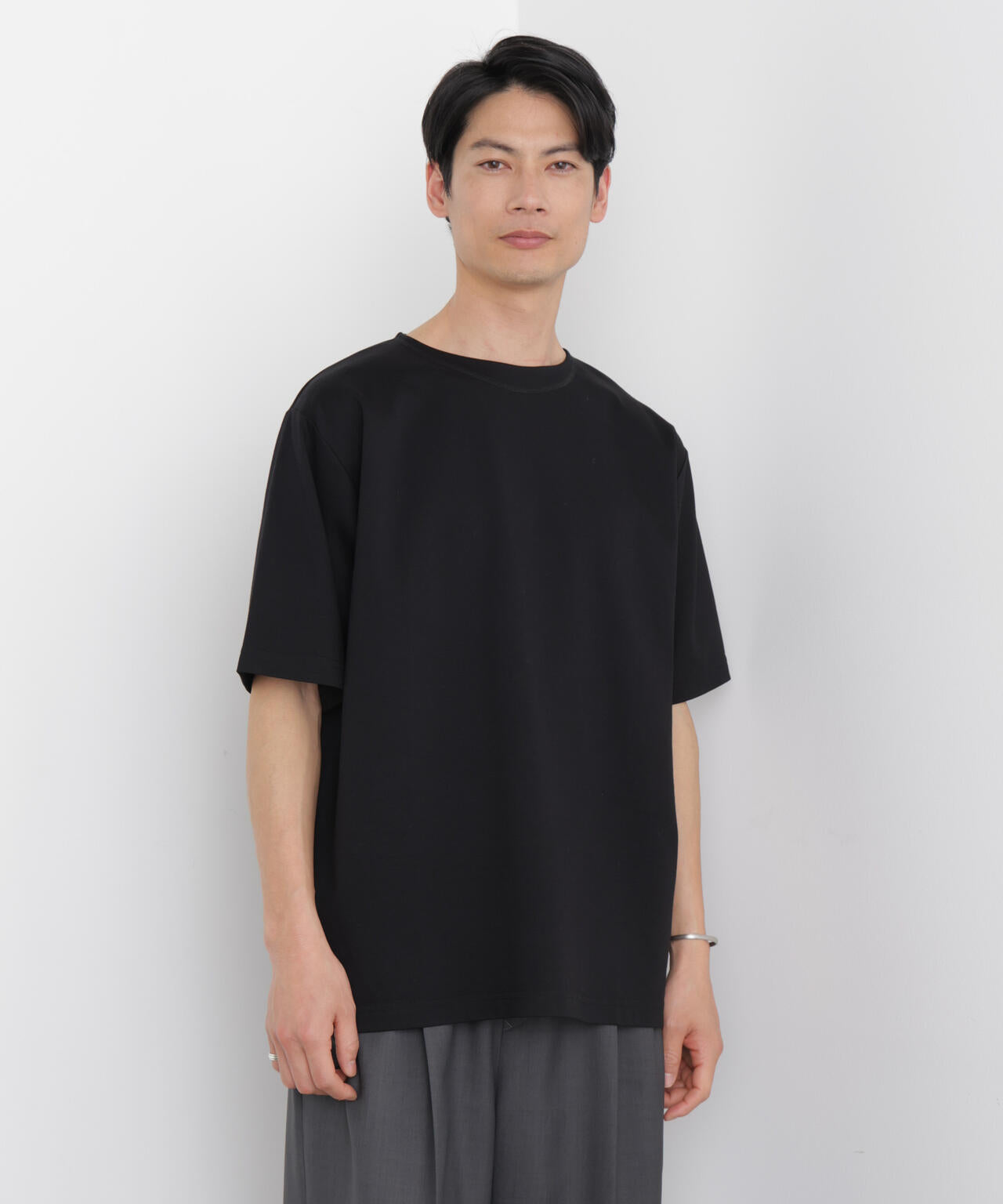 モクロディ ボートネック Tシャツ