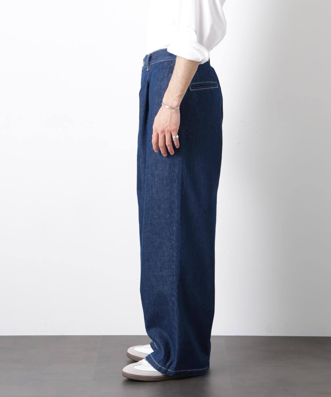 ｢OtoNANO｣大人のワイドデニムパンツ