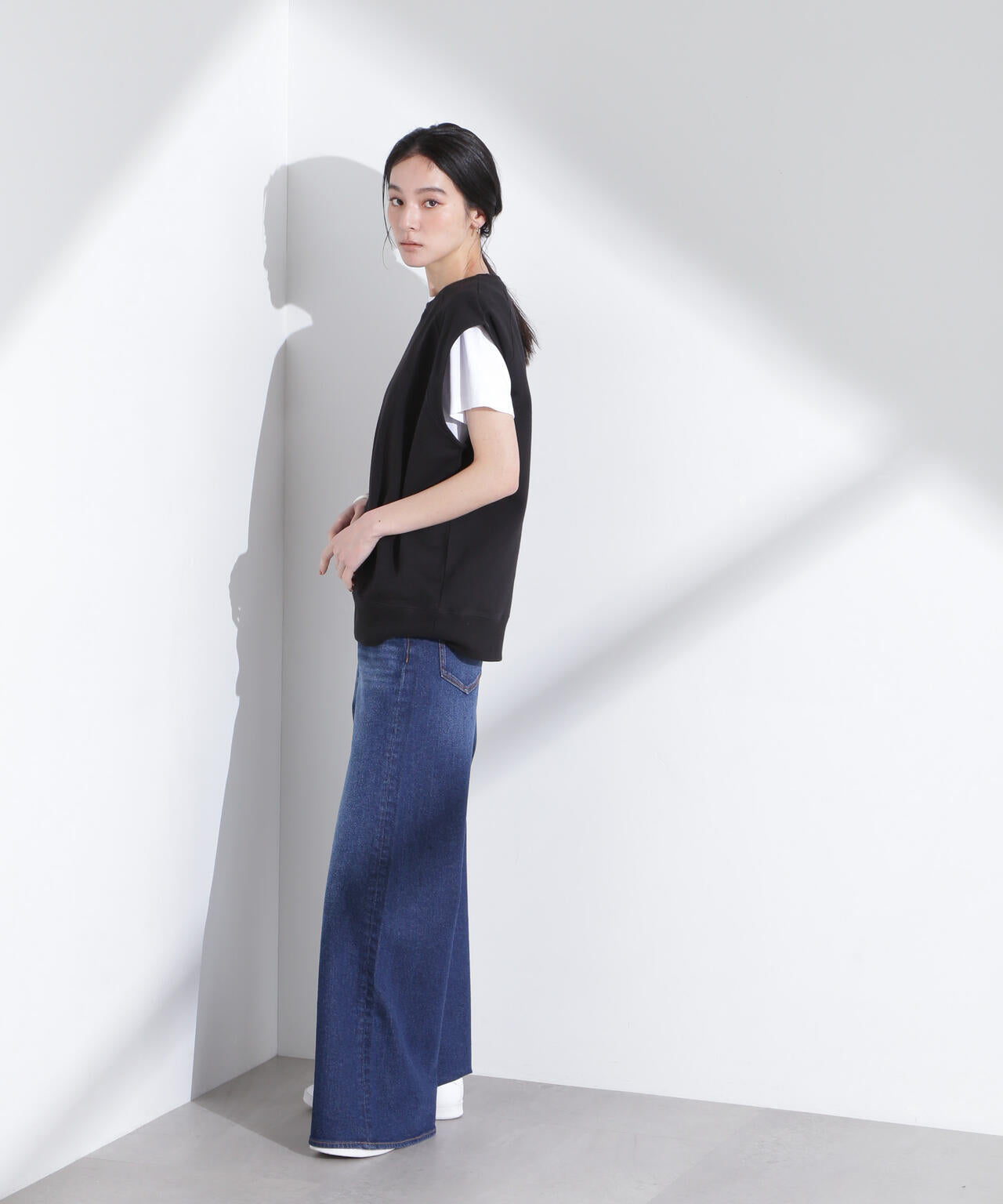 「MC」”TIMELESS　WARDROBE”ワイドフィットデニム