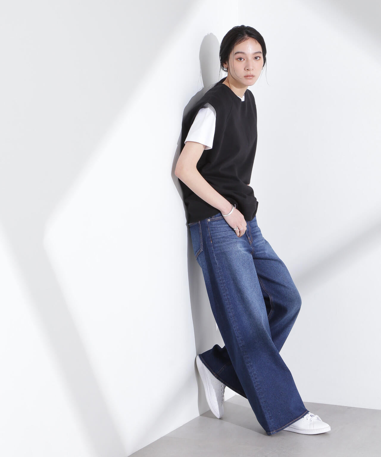 「MC」”TIMELESS　WARDROBE”ワイドフィットデニム
