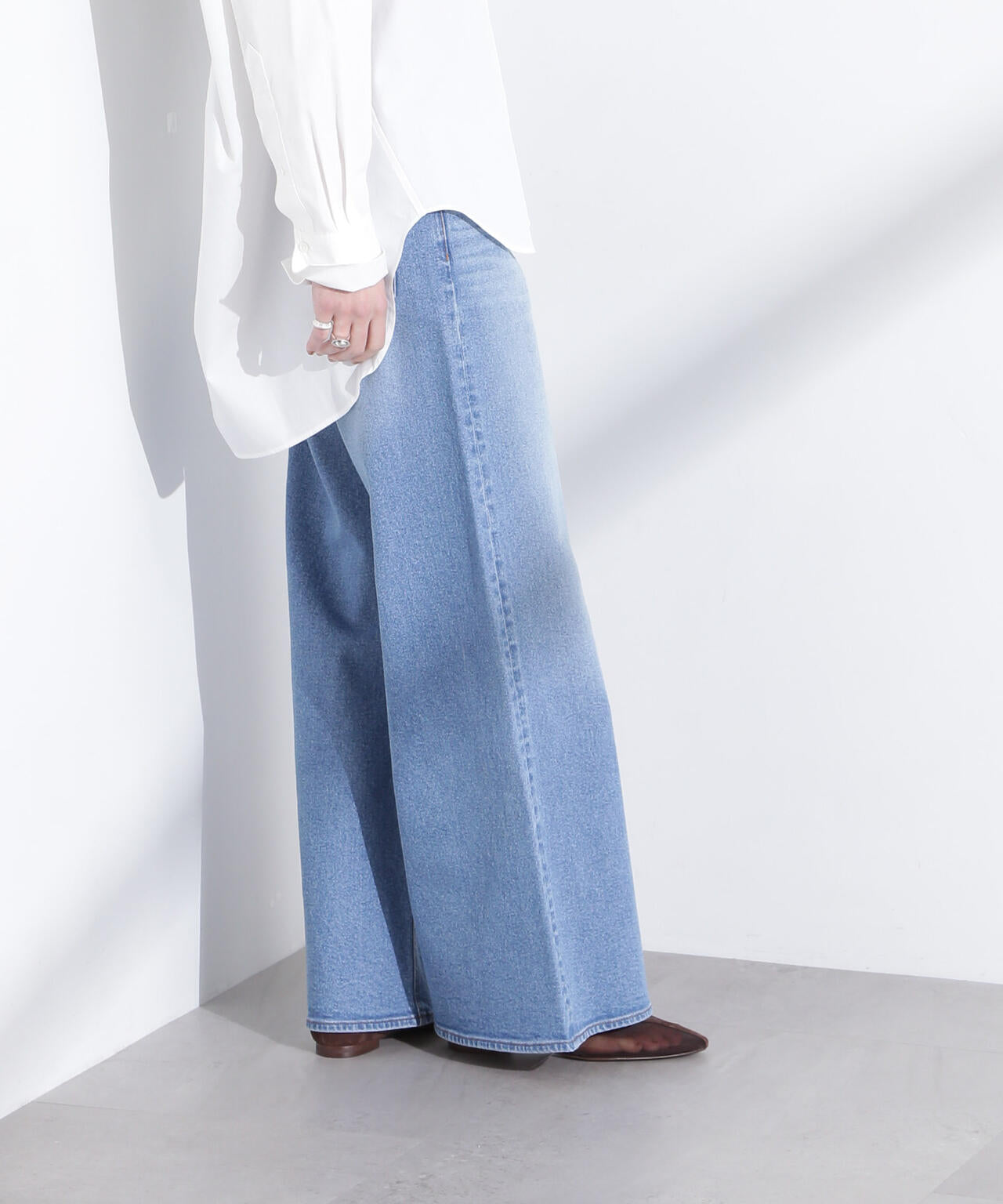 「MC」”TIMELESS　WARDROBE”ワイドフィットデニム