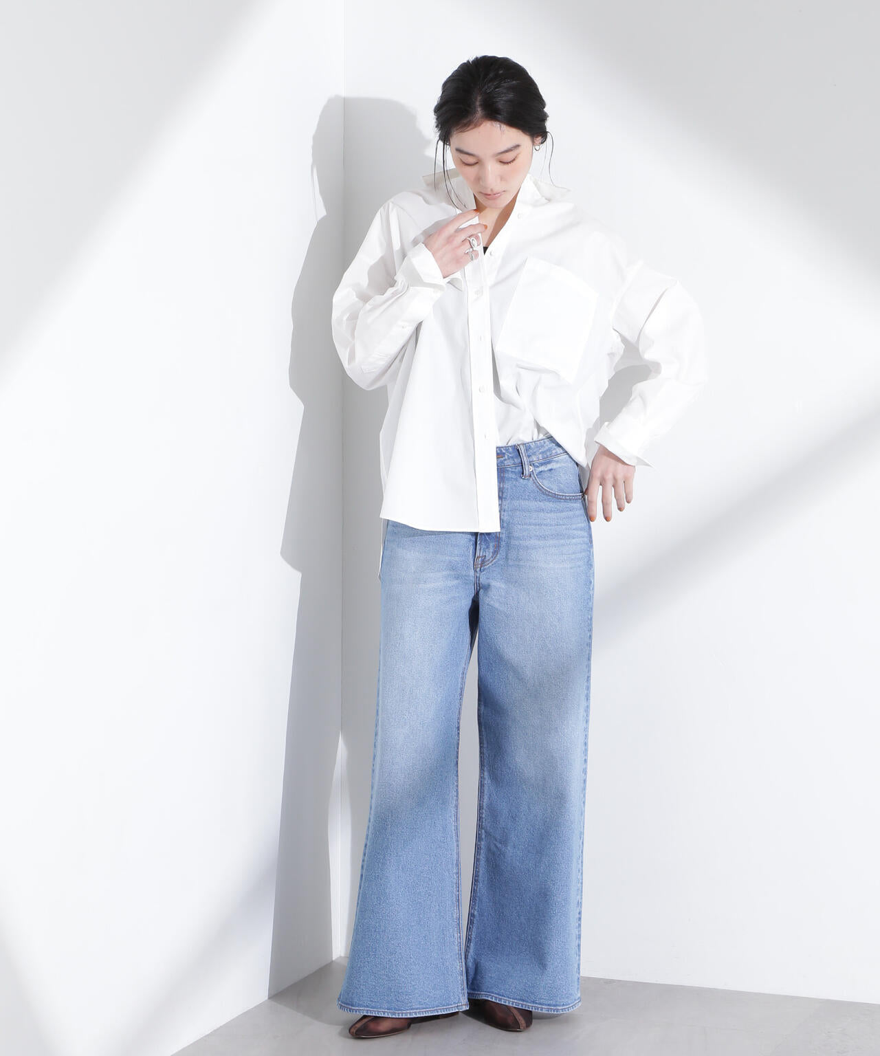 「MC」”TIMELESS　WARDROBE”ワイドフィットデニム