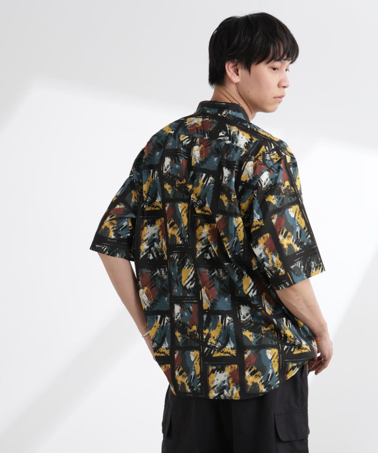 アート柄シャツ 半袖