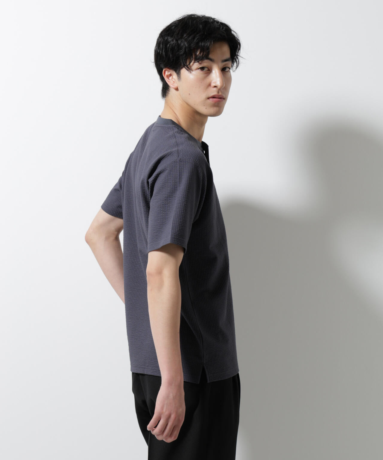 ジャージーサッカーヘンリーネックTシャツ 半袖
