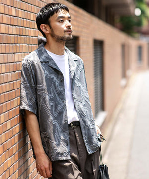 180cm　B:89 W:70 H:91 着用サイズ：L