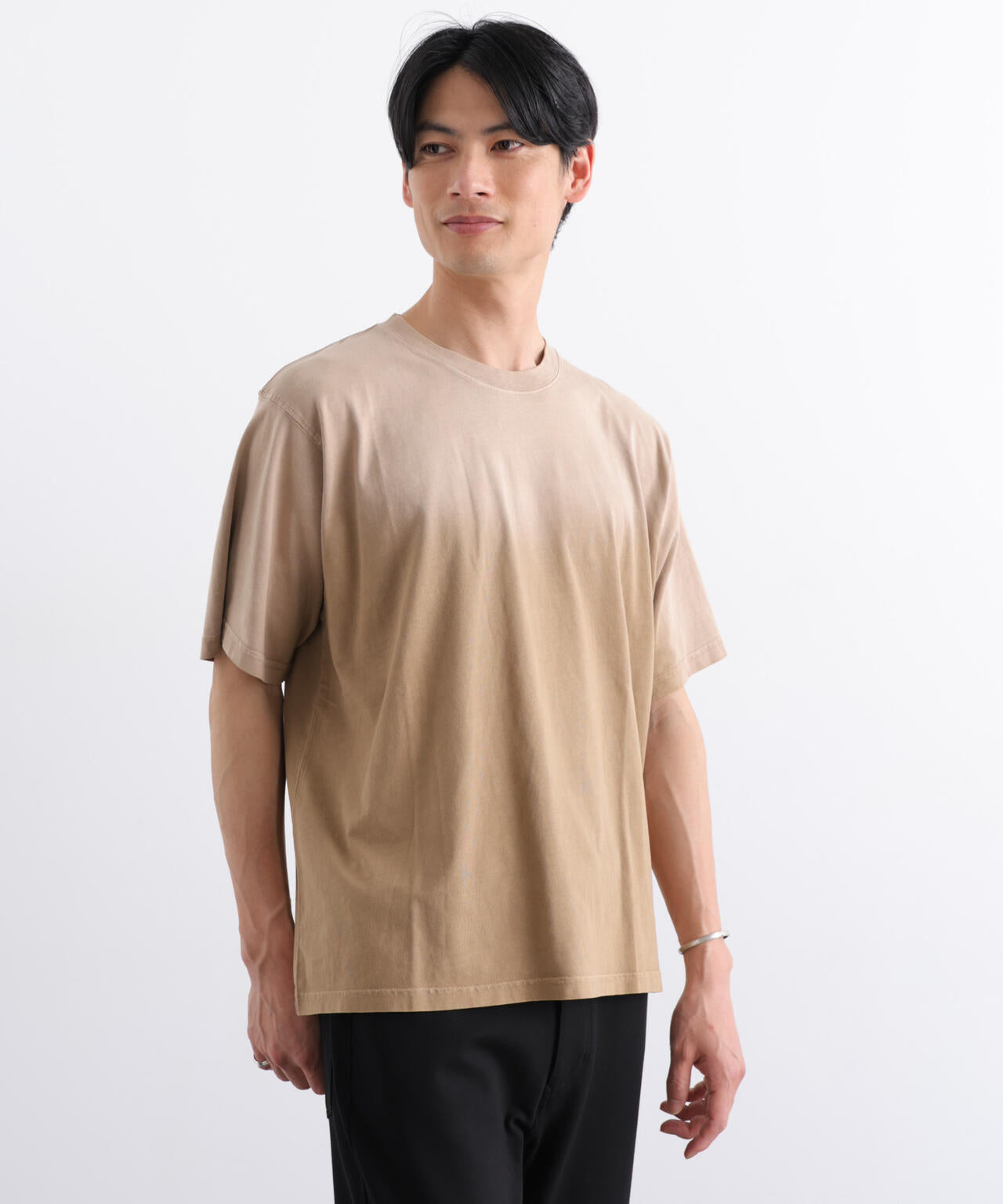 180cm　B:88 W:75 H:92 着用サイズ：L