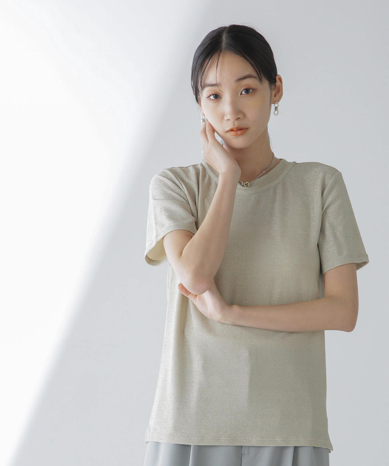 ラメカットクルーネックTシャツ