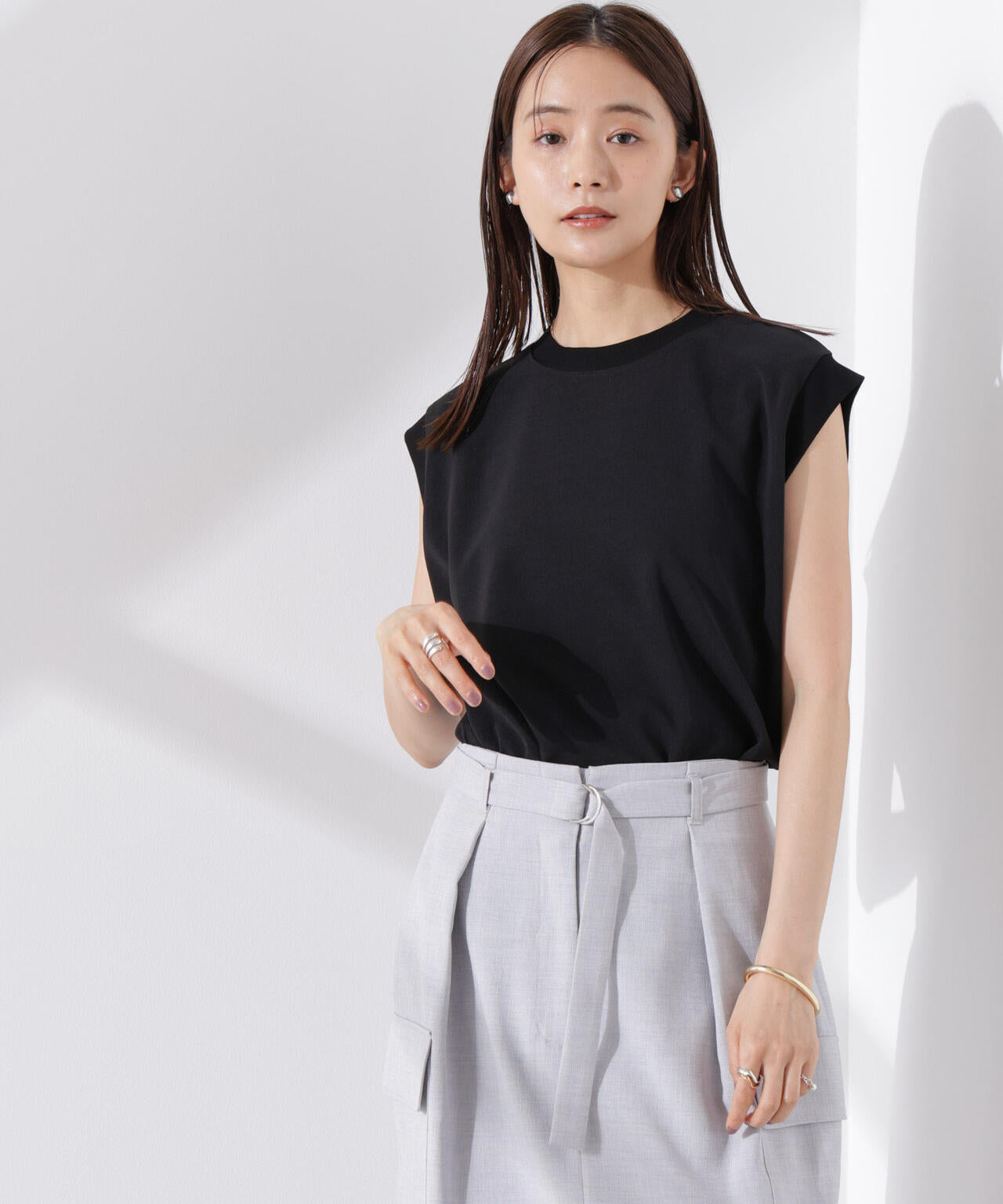 カットジョーゼットノースリーブTシャツ