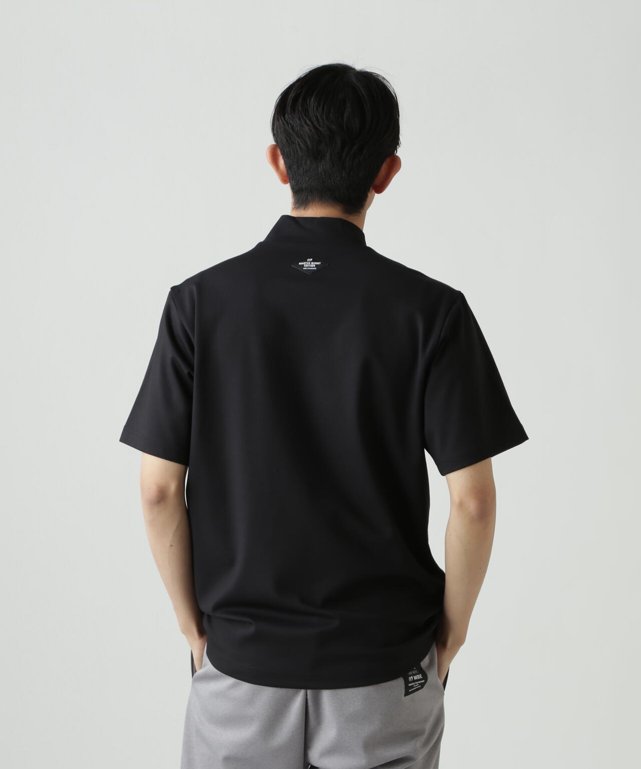 H:182cm/C:93/W:77/H:91 着用サイズ：5