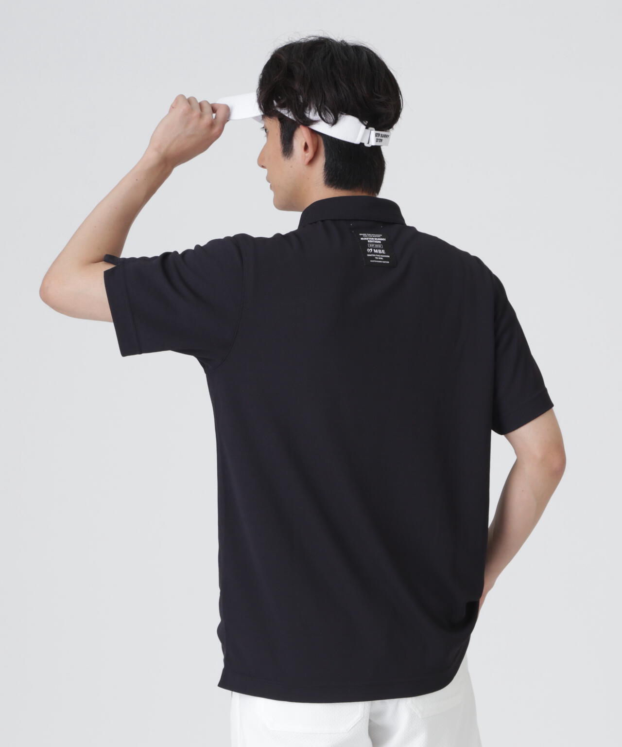 H:182cm/C:93/W:77/H:91 着用サイズ：5