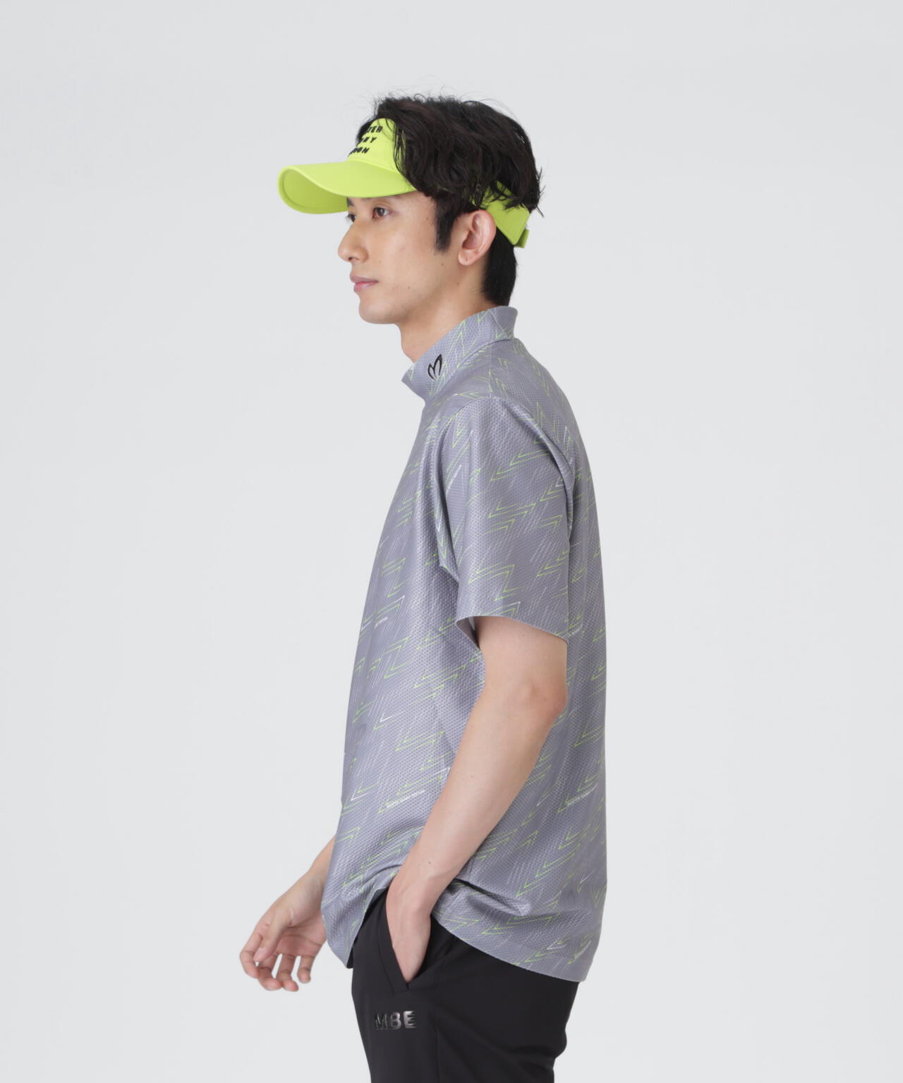 H:182cm/C:93/W:77/H:91 着用サイズ：5