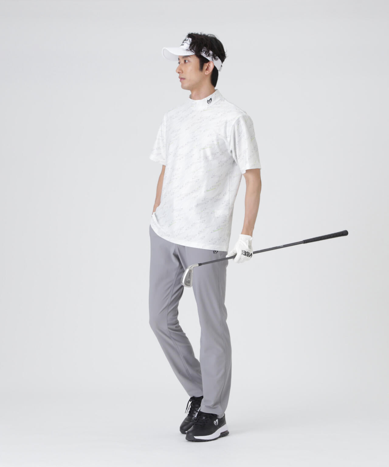 H:182cm/C:93/W:77/H:91 着用サイズ：5