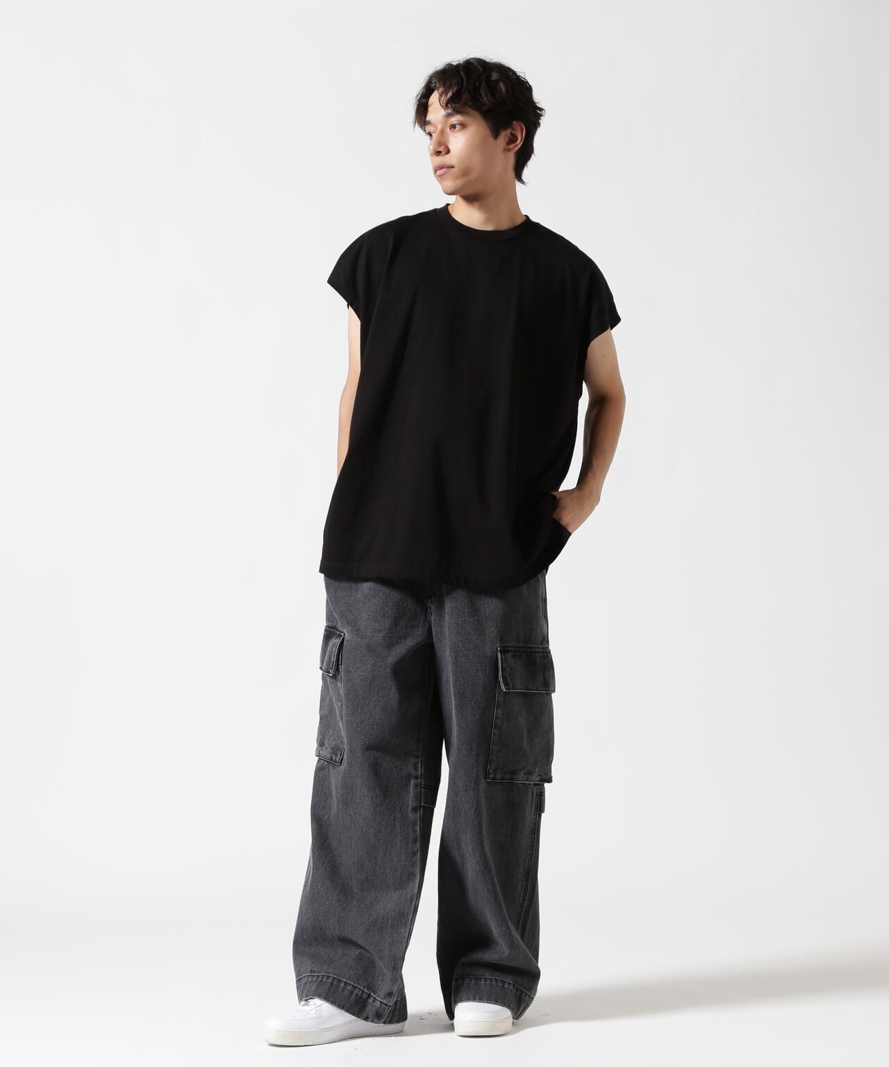 B omnivore/ビーオムニボー　DENIM CARGO PANTS