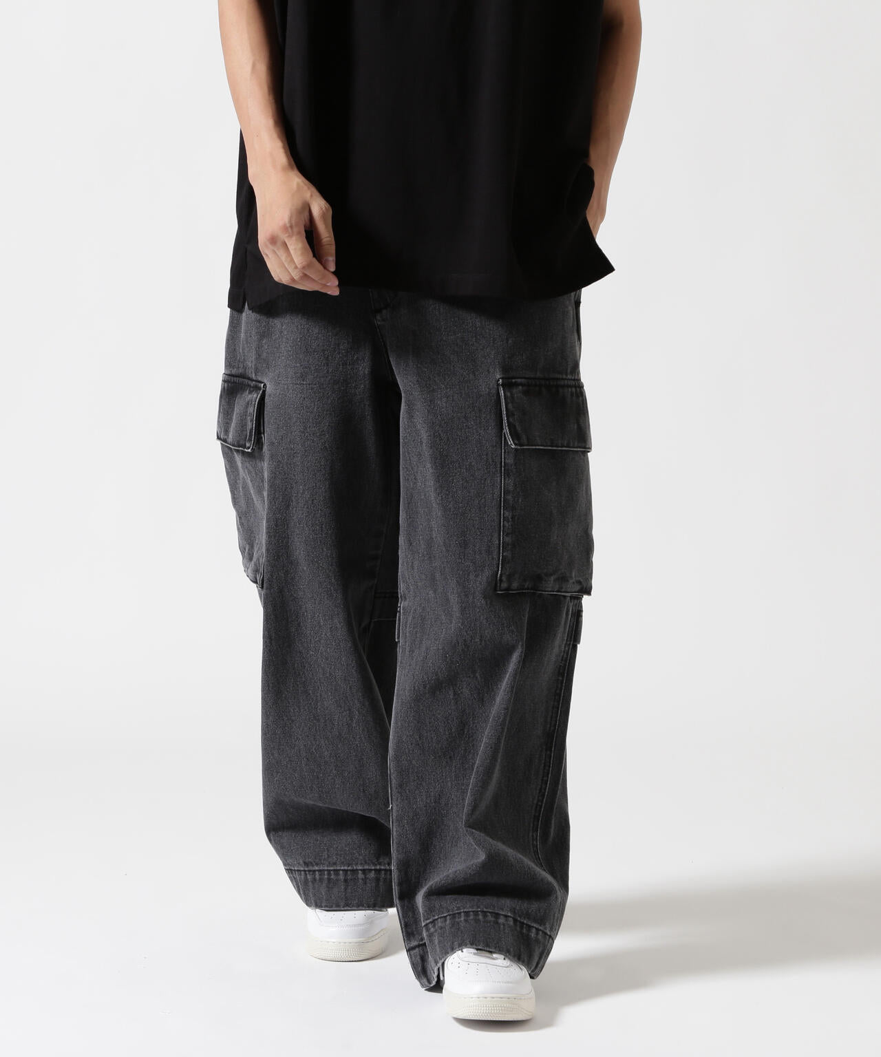 B omnivore/ビーオムニボー　DENIM CARGO PANTS