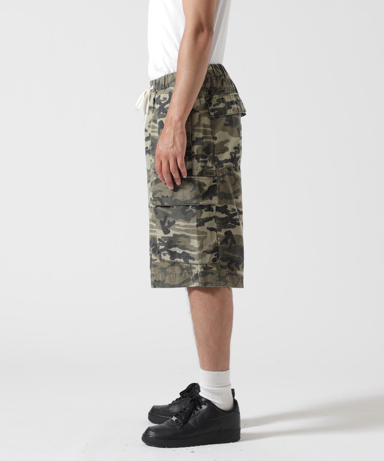 B omnivore/ビーオムニボー　RIP STOP CARGO SHORTS リップストップカーゴショーツ