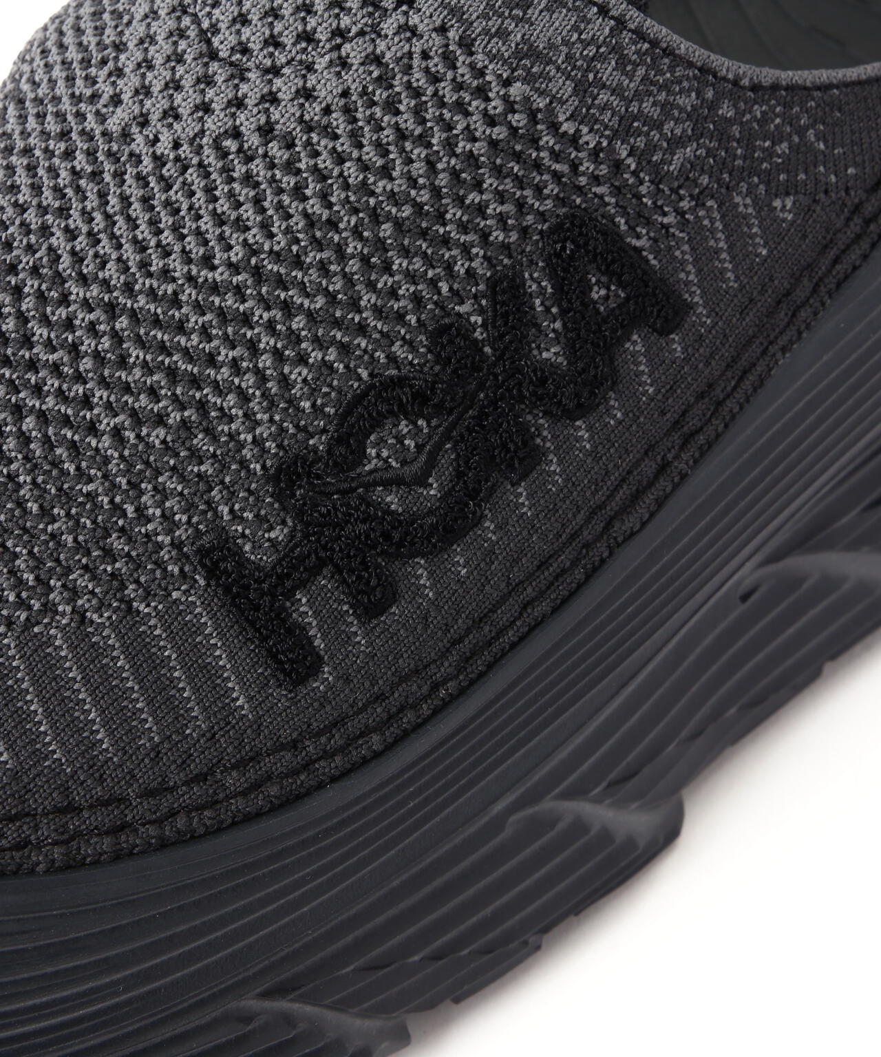 HOKA ONE ONE / ホカ オネオネ　Restore TC リストアーティーシー