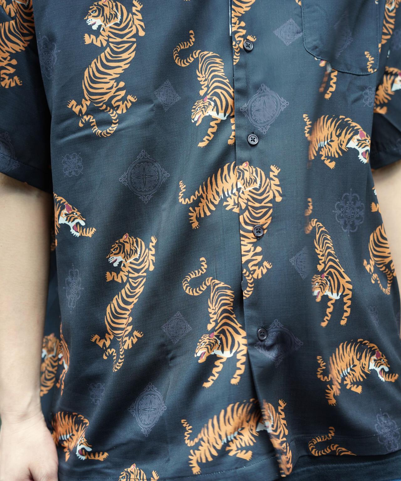 B omnivore/ビーオムニボー　TIGER S/S SHIRT