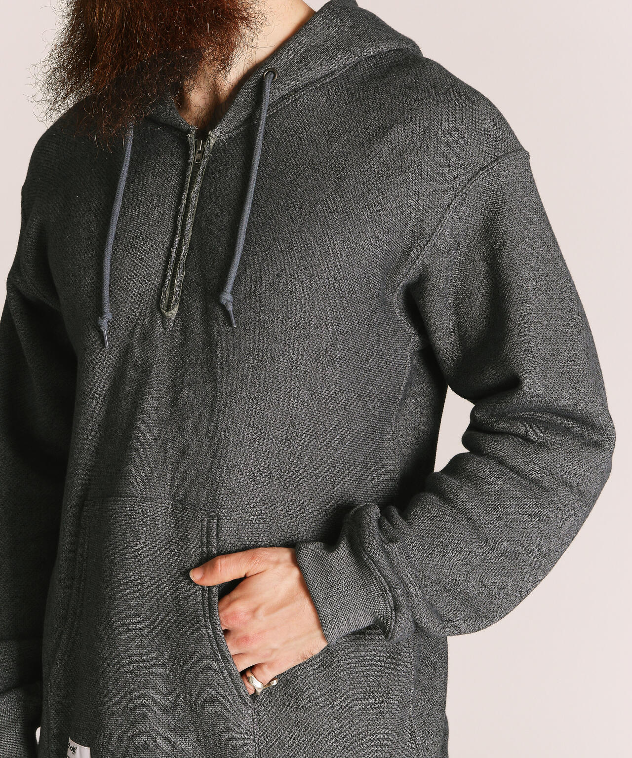 SALT AND PEPPER HALF ZIP HOODED SWEAT/ソルトアンドペッパー ハーフジップ パーカー