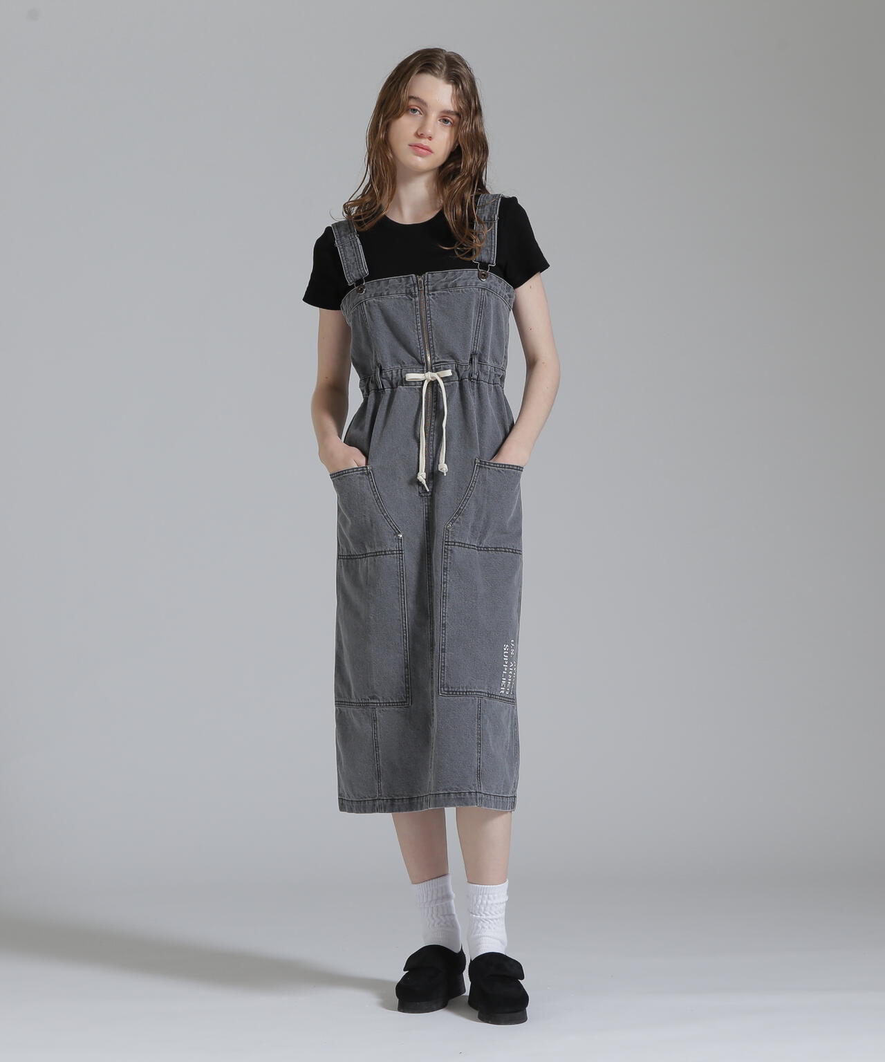 BELT PRINT DENIM JUMPER SKIRT/ベルトプリントデニムジャンパースカート