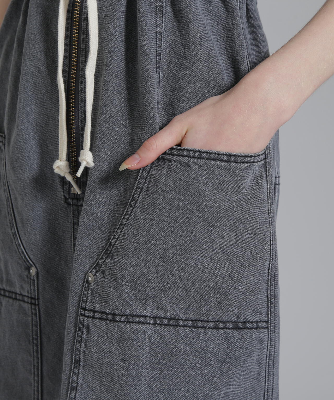 BELT PRINT DENIM JUMPER SKIRT/ベルトプリントデニムジャンパースカート