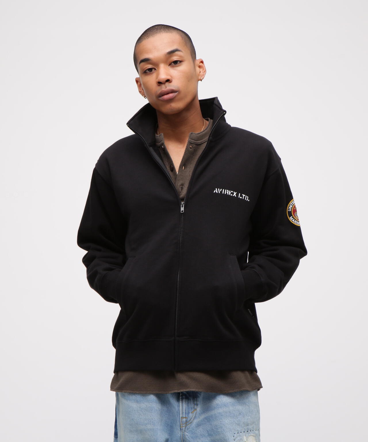 《直営店限定》CAMP LEJEUNE PATCHED STAND ZIP SWEAT