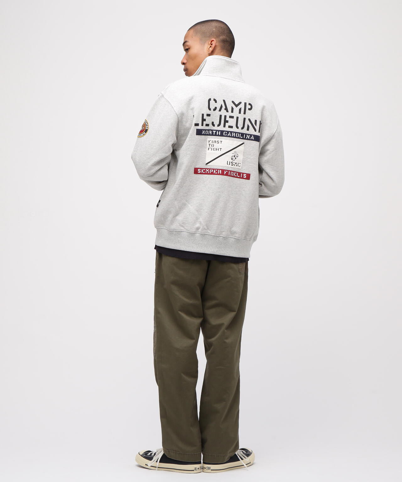 《直営店限定》CAMP LEJEUNE PATCHED STAND ZIP SWEAT