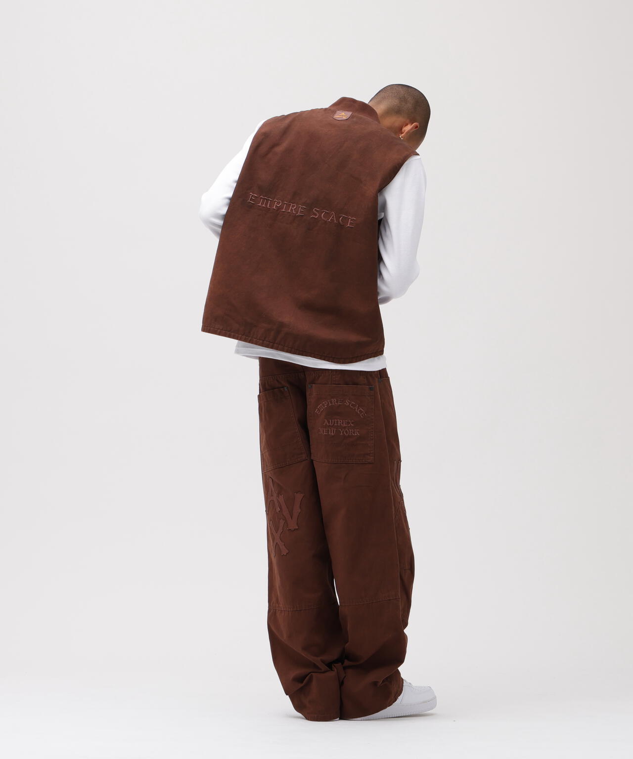 LEATHER PATCH DUCK VEST