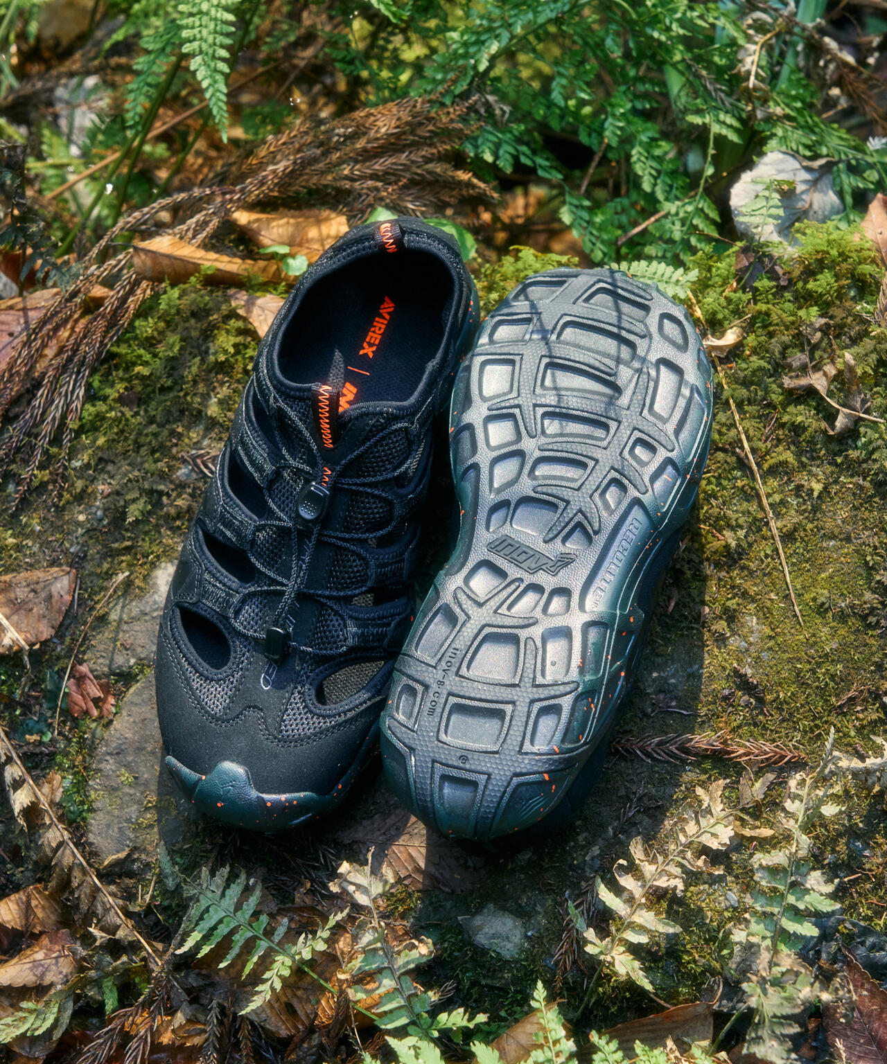 《AVIREX × INOV8》SANDAL / レコライト 190 UNI
