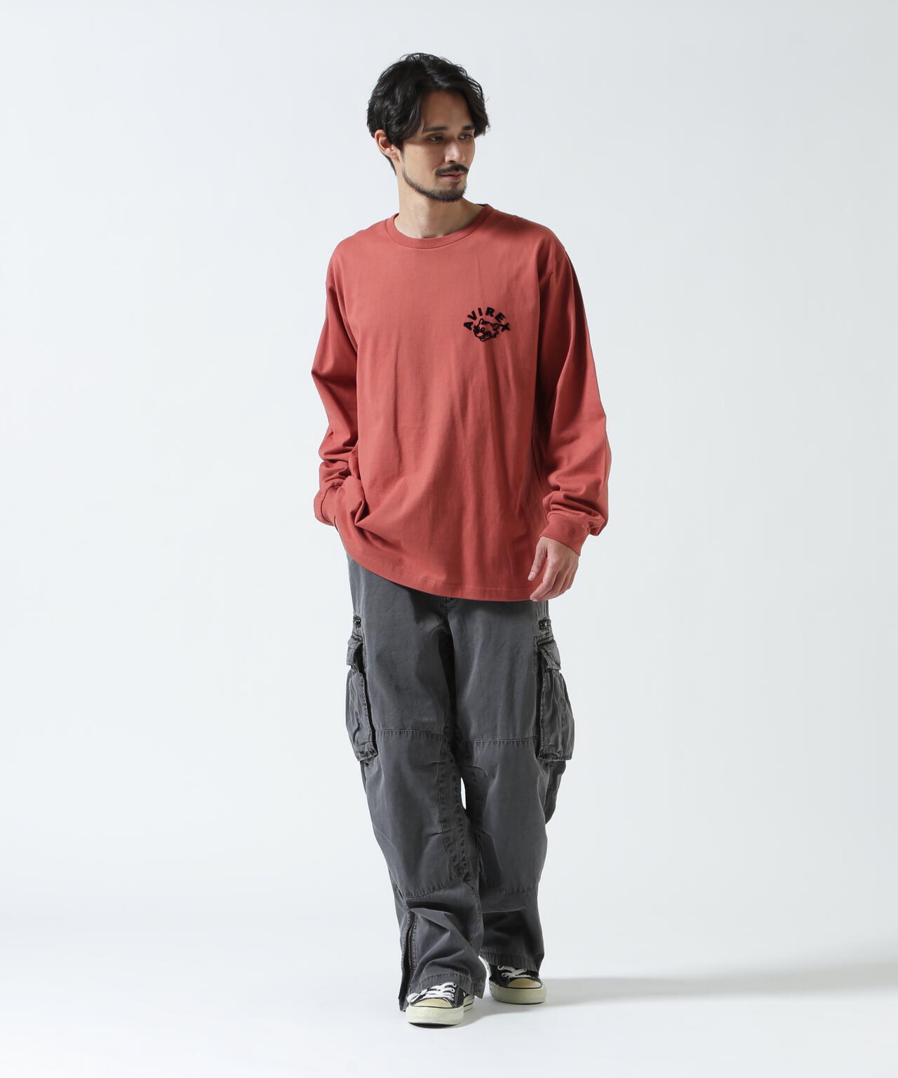 Height 178  Chest 92  Waist 76  hips 95  Shoes 27.0 着用サイズ：2XL