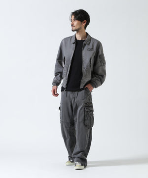 Height 178  Chest 92  Waist 76  hips 95  Shoes 27.0 着用サイズ：2XL