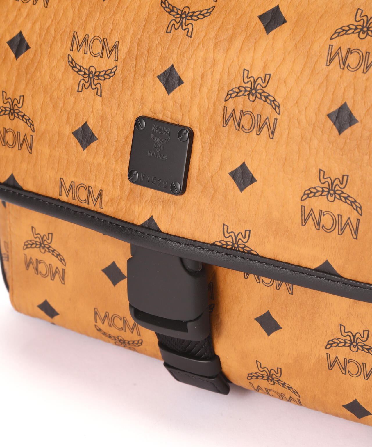 MCM/エムシーエム/Visetos Messenger Bag Small/ヴィセトス メッセンジャーバッグ スモール