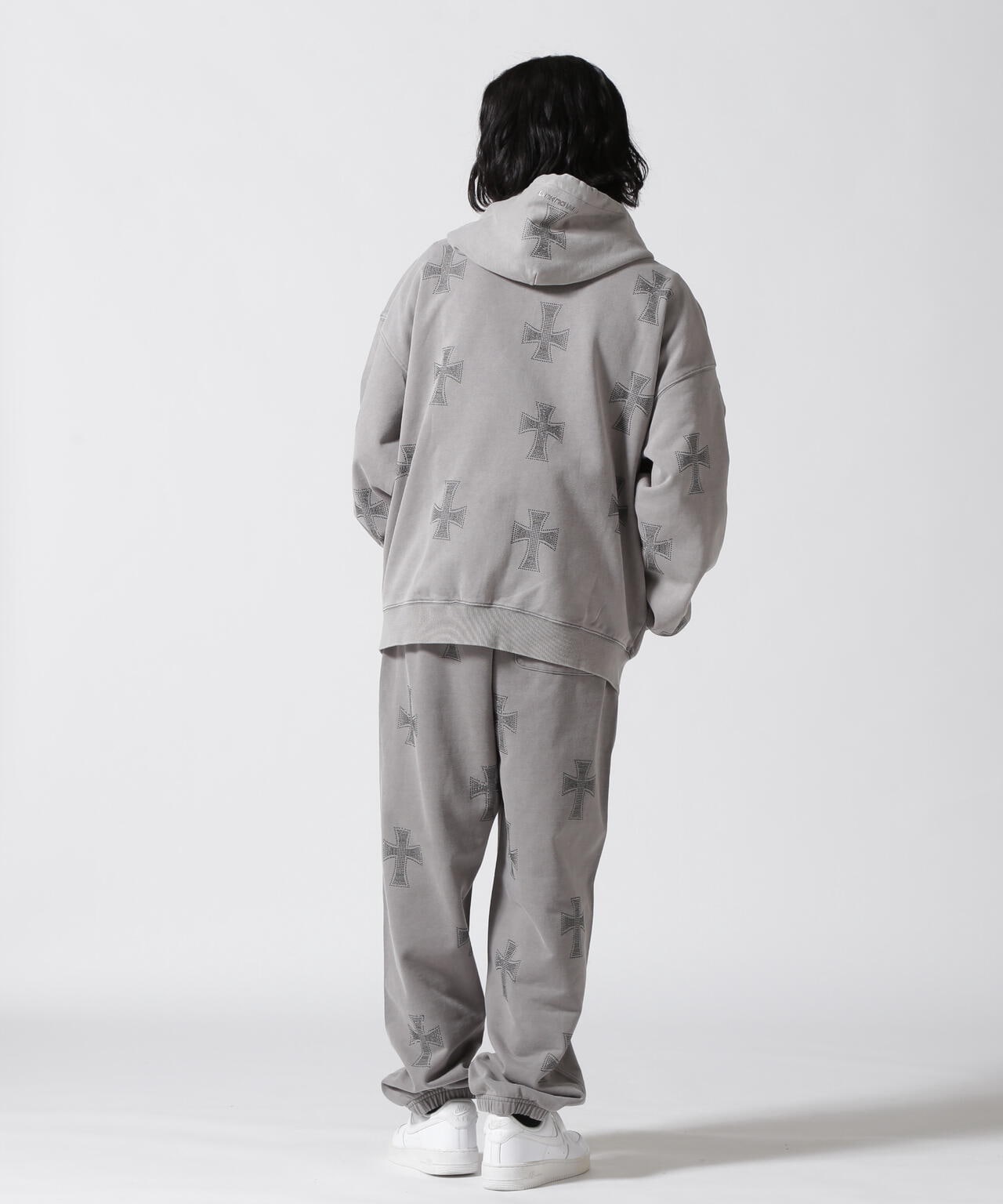 UNKNOWNLONDON/アンノウンロンドン/WASH GREY×BLACK CROSS ZIP HOODIE