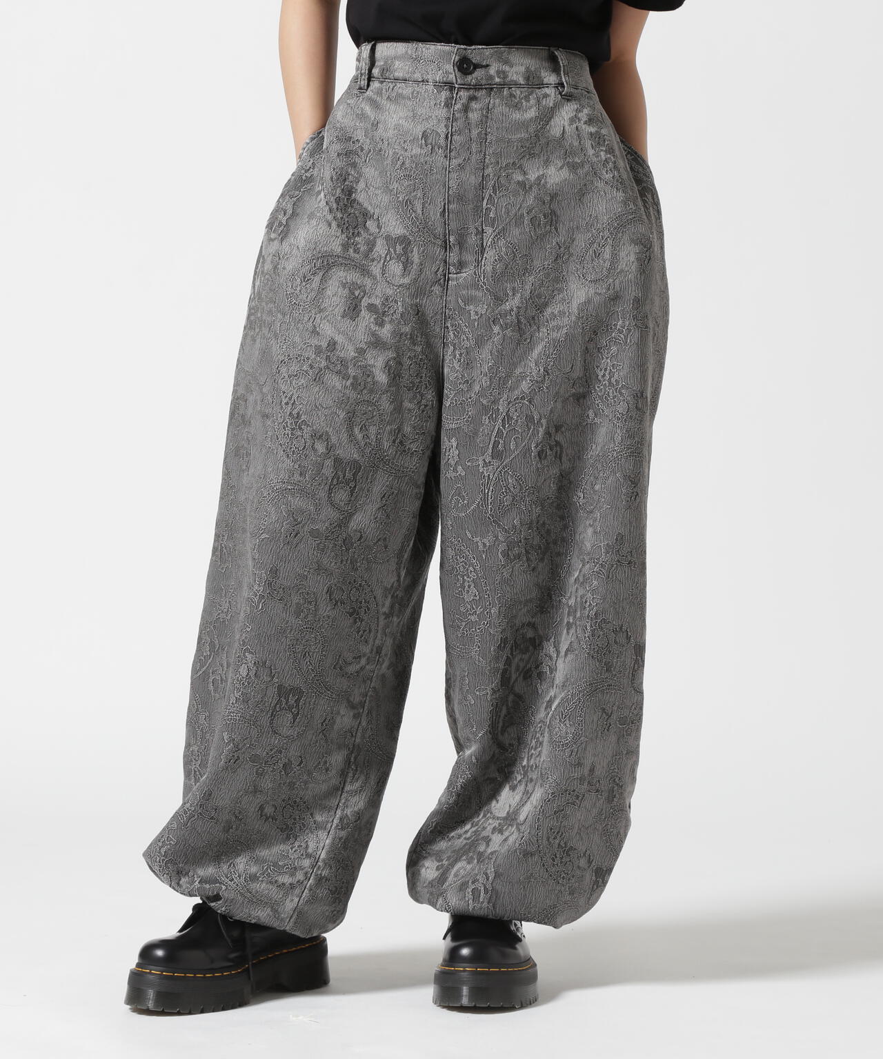 Chica/チカ/FLORAL JAQUARD PIGMENT WIDE PANTS