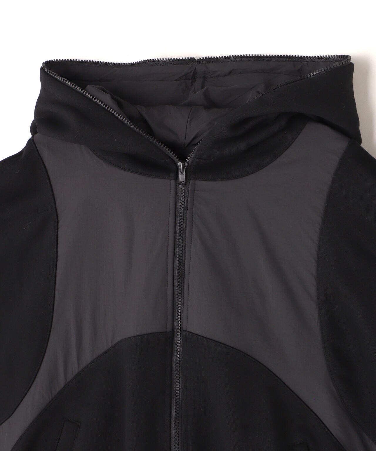 WHITELAND/ホワイトランド/SWITCH ZIP HOODIE