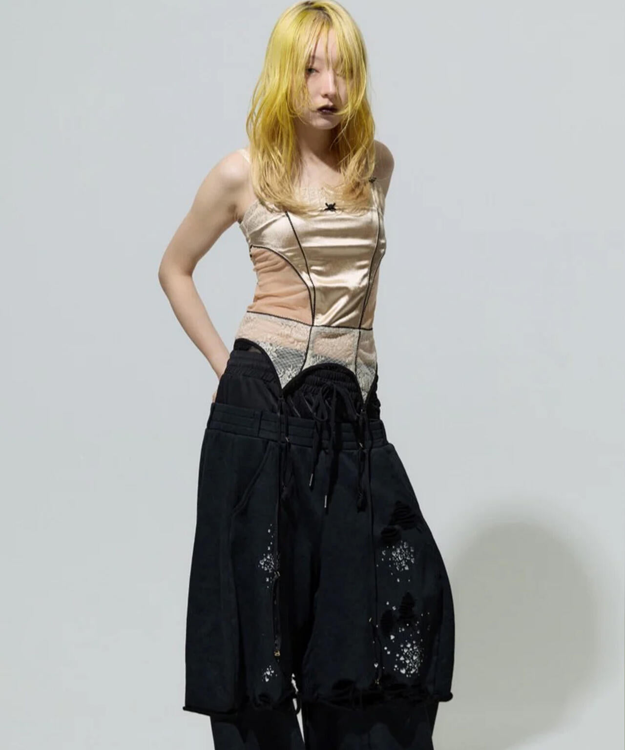 neith./ネイス/Camisole Garter