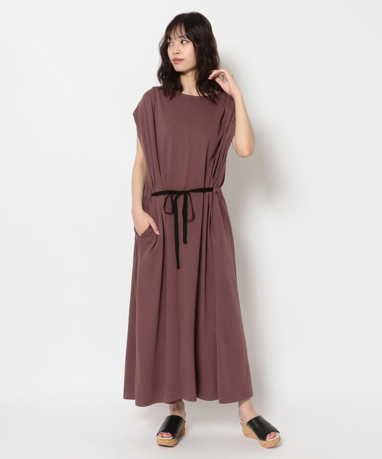 DROIT BELLO（ドロイトベロ）ボリュームカットワンピース
