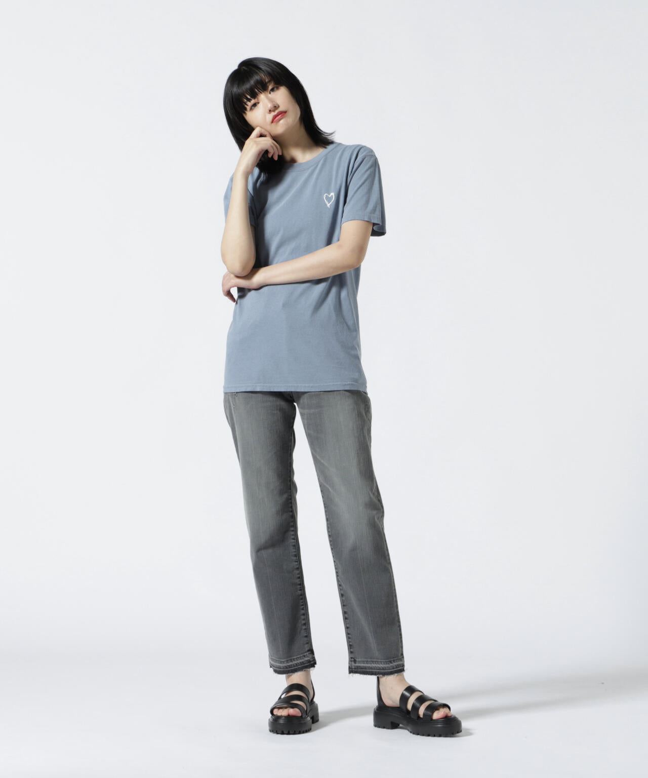 Kare/ME（カーミー） ハート刺繍Tシャツ
