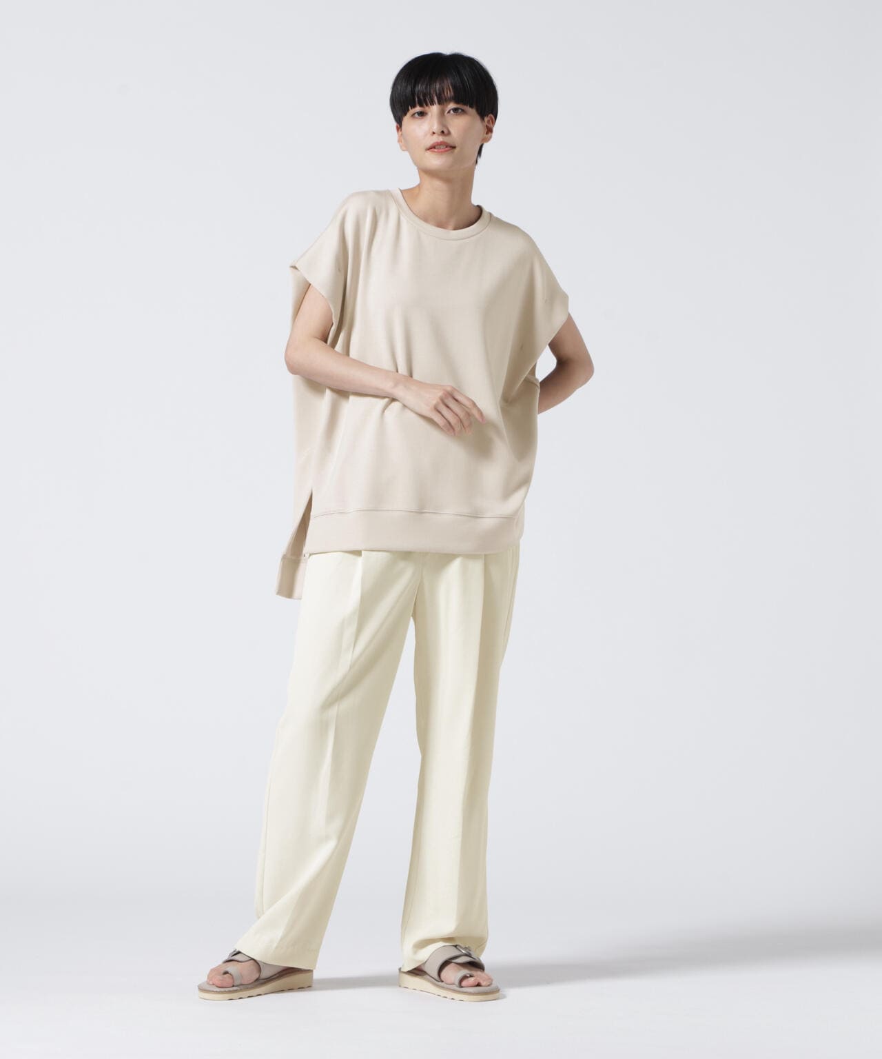 DROIT BELLO(ドロイトベロ) ライトダンボールタンクプルオーバー