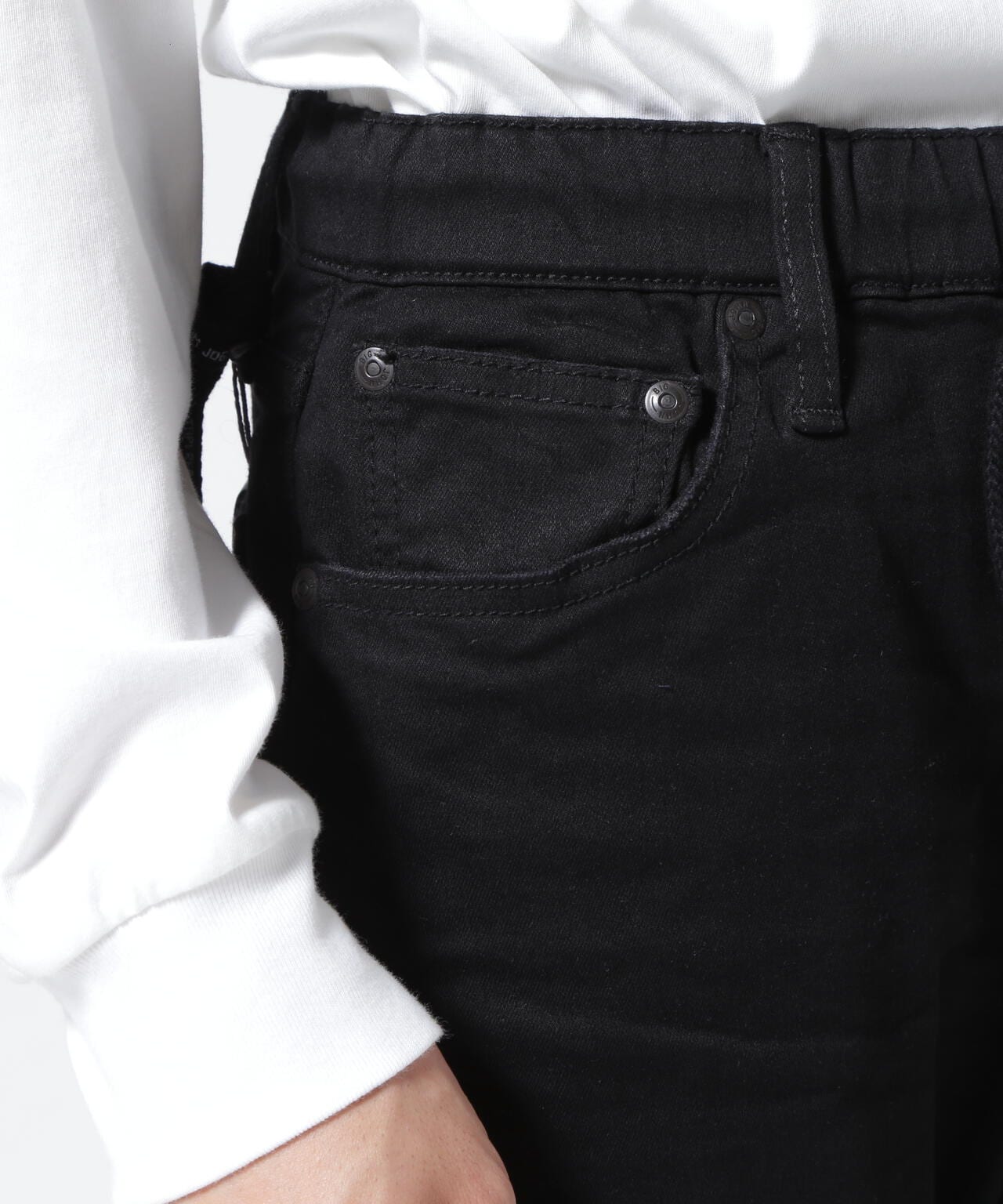 SURT（サート）SUPER BLACK DENIM
