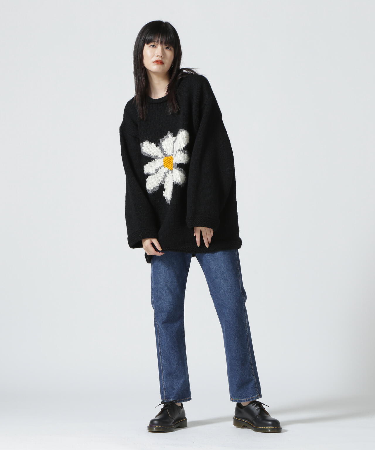 MacMahon Knitting Mills/マクマホンニッティングミルズ　Roll Neck Knit-Flower