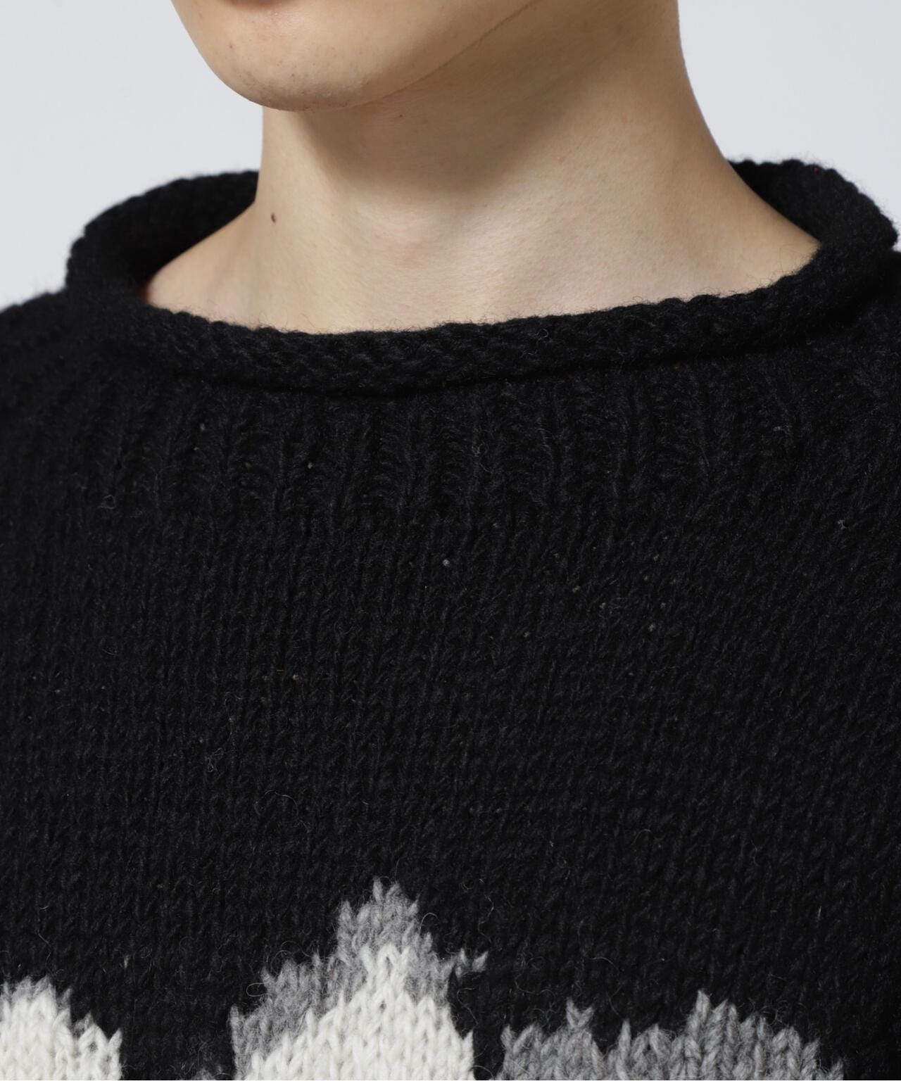 MacMahon Knitting Mills/マクマホンニッティングミルズ　Roll Neck Knit-Flower